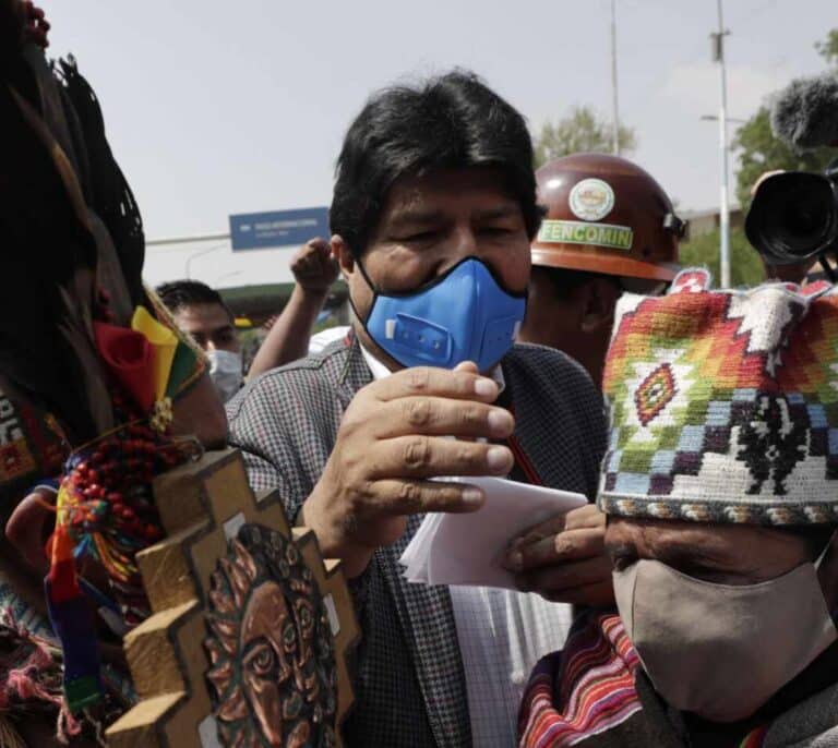 Evo Morales regresa a Bolivia horas después de que Arce asuma el poder
