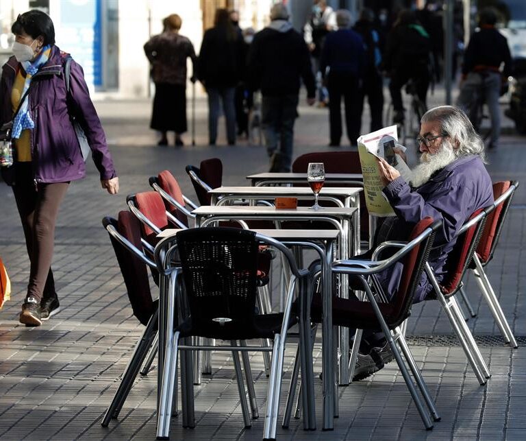 Los contagios no frenan en Cataluña: 2.269 casos y 30 muertos en un día