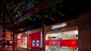 Santander plantea un ERE para 4.000 empleados y otras 1.090 recolocaciones