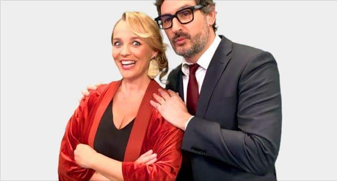 Carolina Ferre y Eugeni Alemany campanadas a punt television valencia 2020 2021