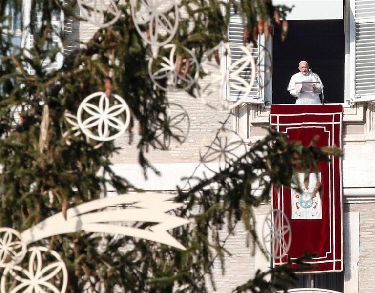 El mensaje del Papa Francisco: "El consumismo ha secuestrado la Navidad"