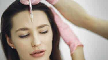 Mesobotox, sueroterapia o lipoláser: las tendencias que dan carpetazo a la tradición estética