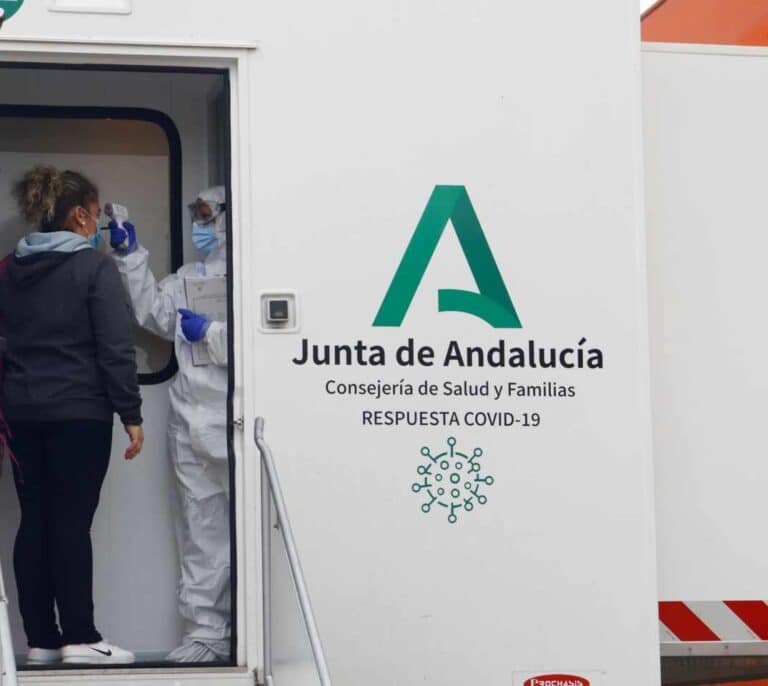 Andalucía en su "momento más complicado" con récord de hospitalizados de la pandemia