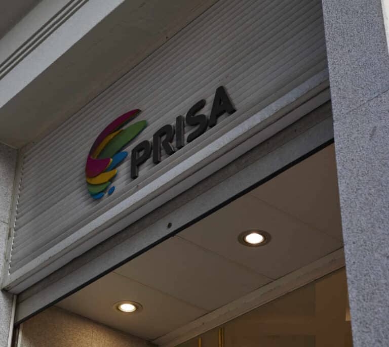 HSBC pone en venta la mitad de su participación en Prisa