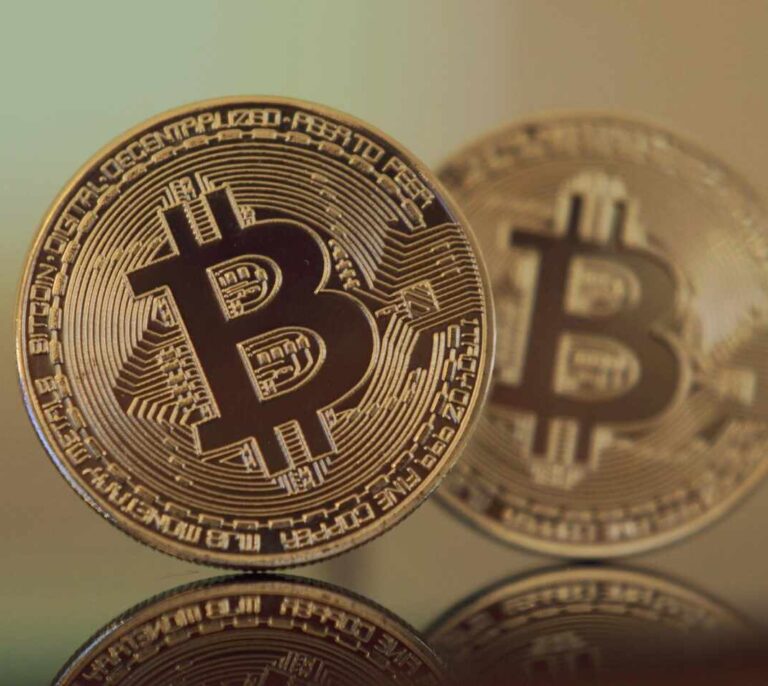 Bitcoin, de valor especulativo a refugio gracias a la pandemia