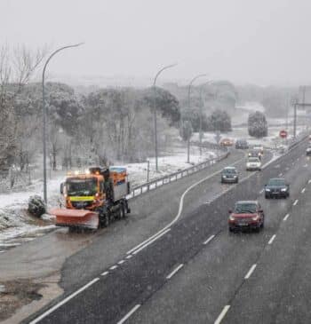 Alerta de la DGT por nieve: las autovías y autopistas de Castilla [...]