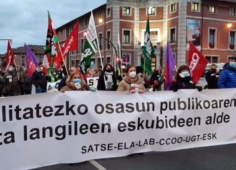 Los sindicatos llaman hoy a la huelga en la sanidad vasca en pleno pico de la tercera ola