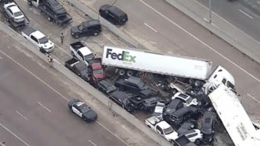 Más de 100 vehículos implicados en un accidente múltiple en Texas