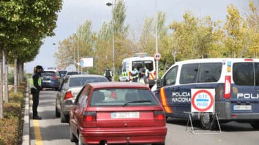 Madrid mejora y levanta las restricciones en 31 zonas básicas y en 7 municipios