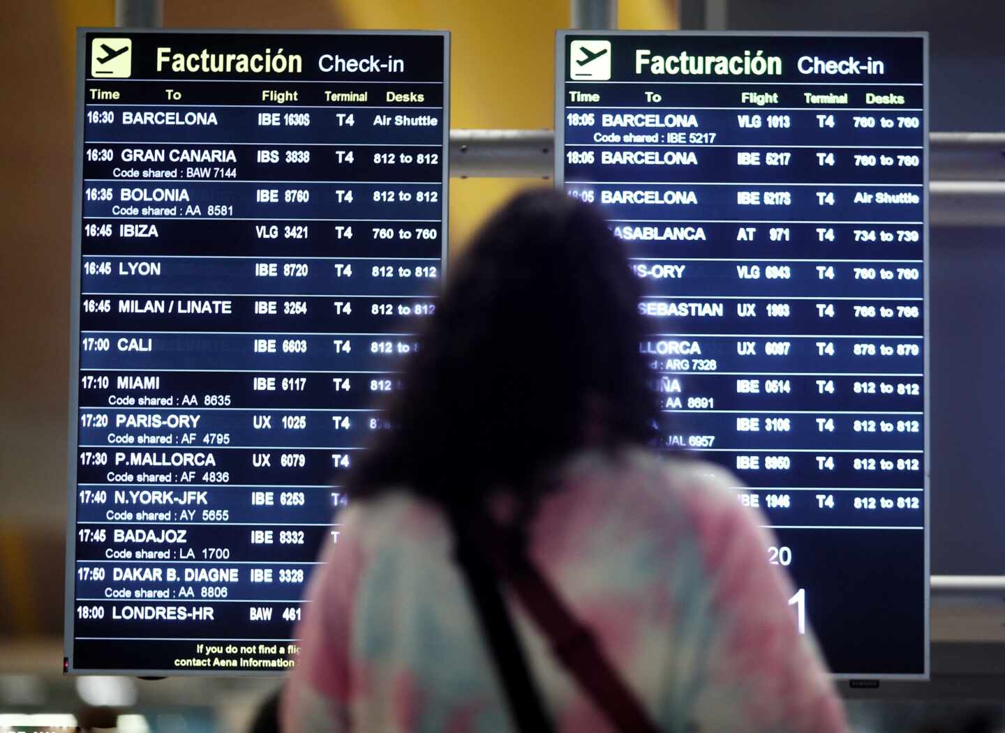 Viajeros en la terminal T4 del Aeropuerto Adolfo Suárez