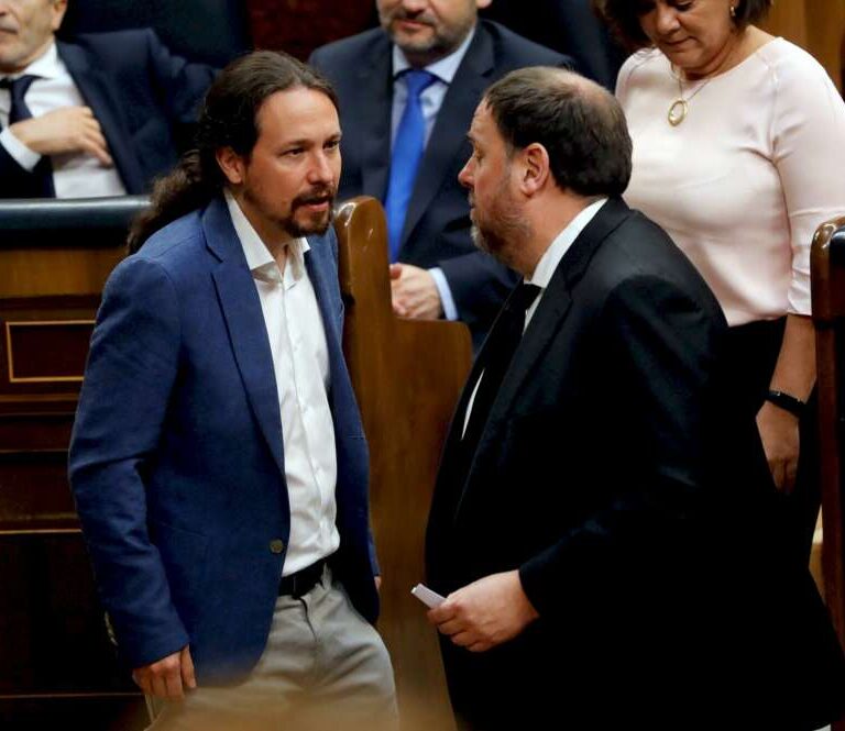 Moncloa y PSOE acusan a Iglesias de hacer campaña a favor de ERC en contra de Illa