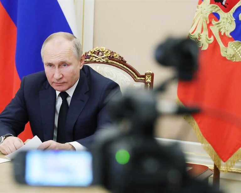 La Eurocámara pide investigar los lazos del independentismo con Rusia