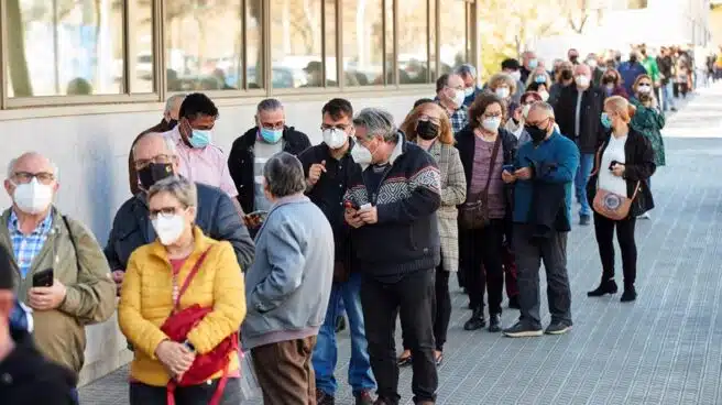 Empeoran los datos en España: aumentan los fallecidos a 356 y la incidencia sube hasta 134