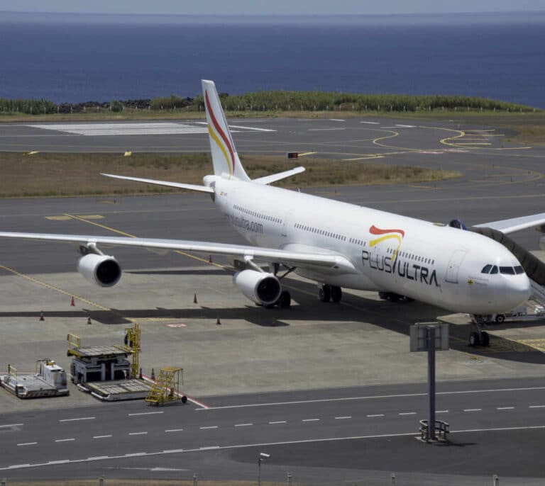 Plus Ultra defiende la ayuda del Gobierno: “Sin nuestros vuelos habría monopolio de Iberia y Air Europa”