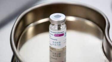 La EMA recomienda dar la segunda dosis de AstraZeneca a los que recibieron la primera