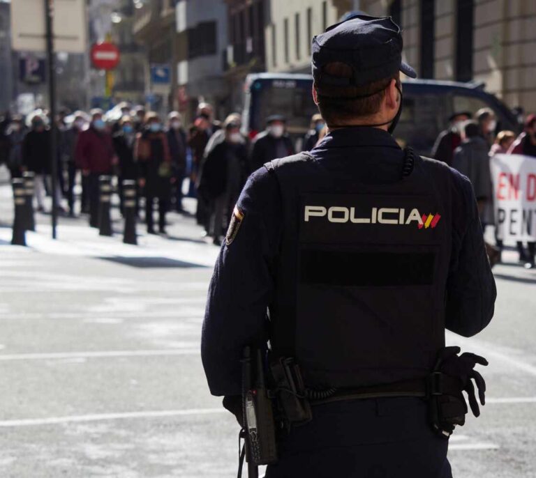 El Gobierno aprueba la convocatoria de 4.419 plazas para Policía y Guardia Civil