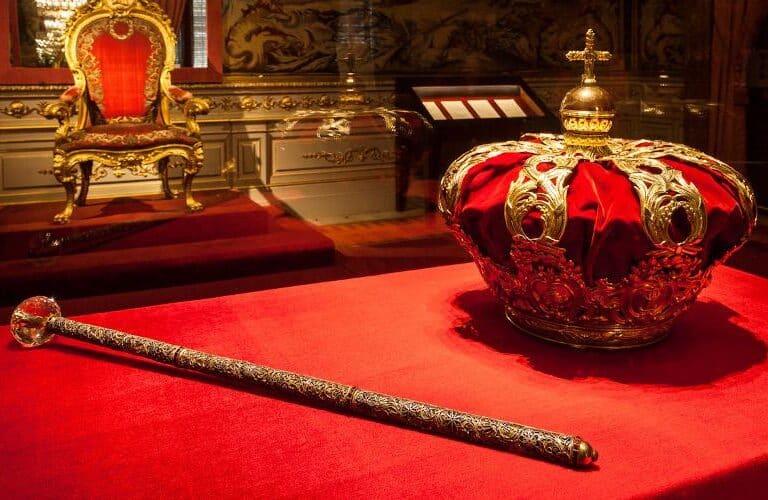 Patrimonio Nacional reabre el 2 de mayo la Sala de la Corona y la Real Capilla del Palacio Real de Madrid