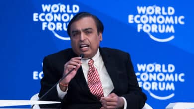 Mukesh Ambani: el empresario indio que desplazó a Amancio Ortega del 'top 10' de fortunas de Forbes