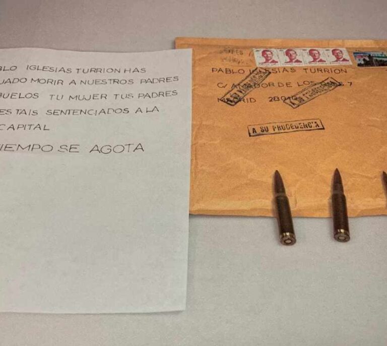 Los sindicatos de Correos piden una auditoría para saber si los sobres con balas esquivaron los controles