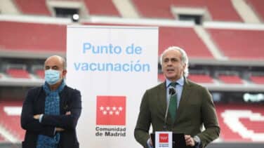 Madrid pide a Sanidad que los menores de 60 años puedan vacunarse voluntariamente con AstraZeneca