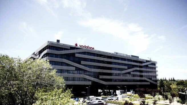 Vodafone's headquarters in Madrid are located at Avenida de América, 115,