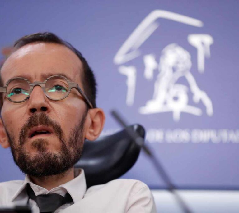 El Supremo anula la condena de 80.000 euros a Echenique por llamar violador a un hombre asesinado