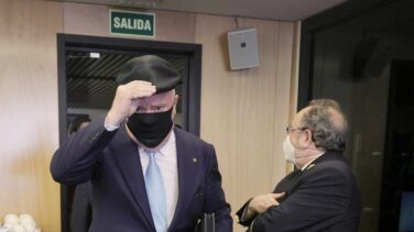 La Fiscalía apunta como cooperadores a los mandos que permitieron a Villarejo su doble actividad