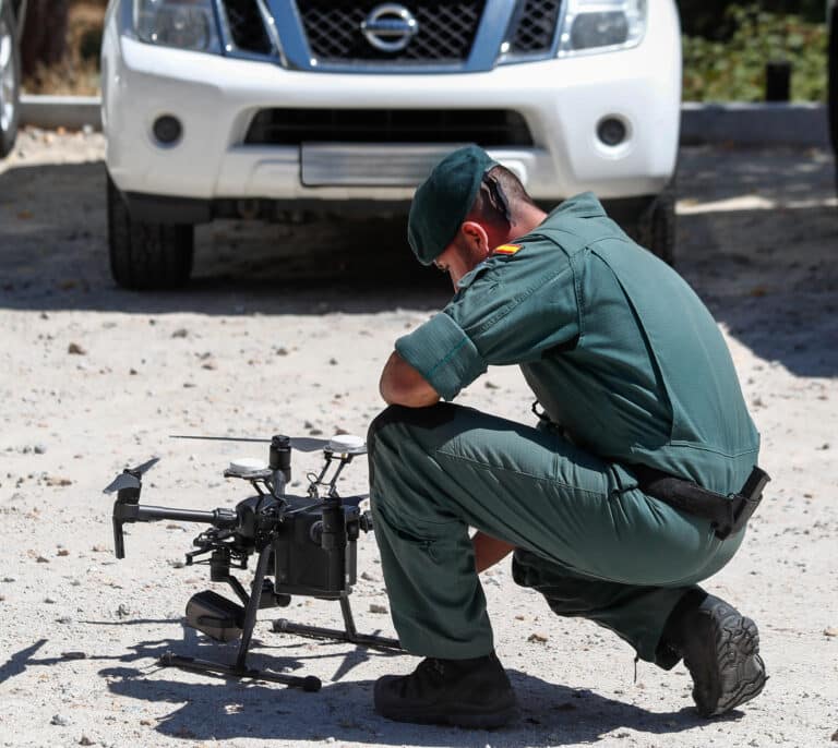 Fardos voladores: diez detenidos por introducir drogas en España usando drones