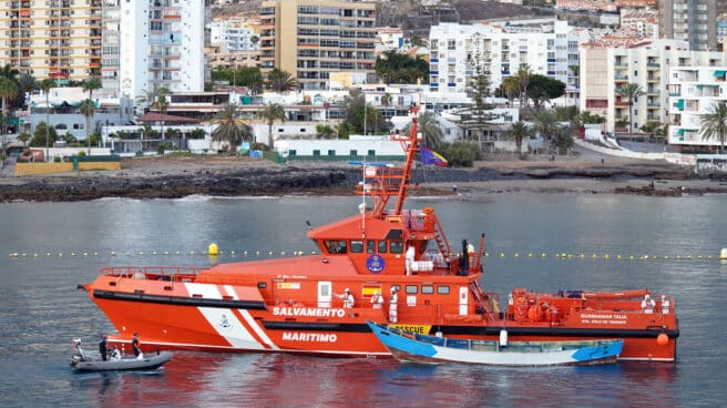 Marine rescue ship in an image file.