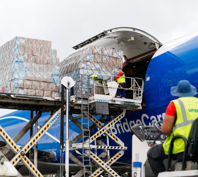 Aviación Civil: "El transporte aéreo de mercancías debe ser un creador de riqueza y empleo"