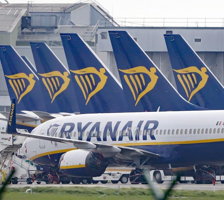 Ryanair critica las ayudas públicas del Gobierno y exige que Aena rebaje las tasas