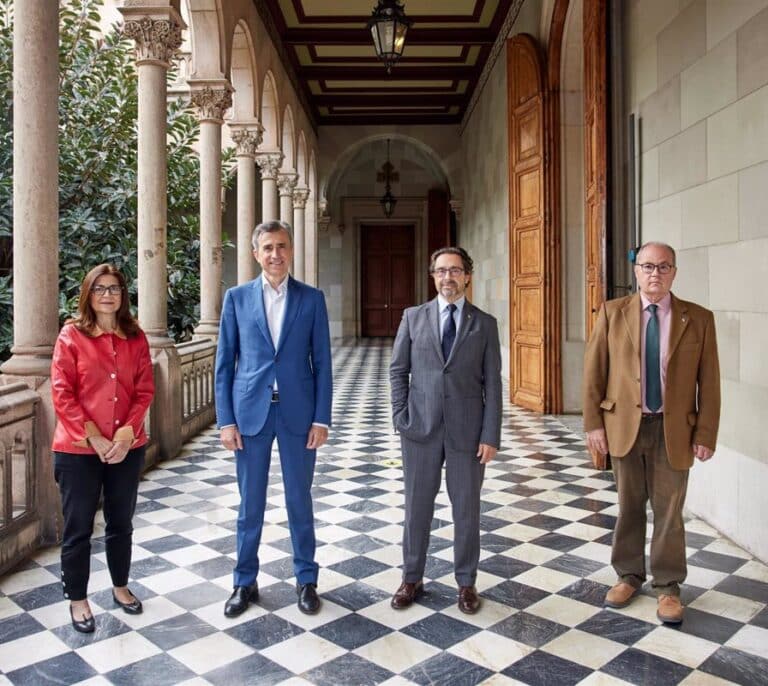 ISDIN y UB crean la primera cátedra española que investiga la salud y el envejecimiento de la piel