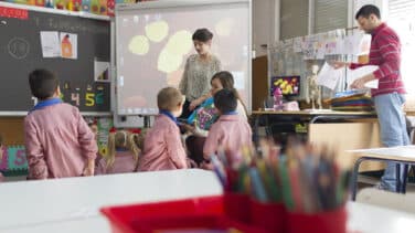 Matemáticas de niños con palotes