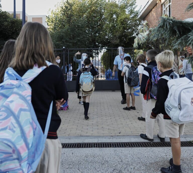 Los niños, de nuevo fuera de la vacunación de la gripe pese al aviso de los pediatras