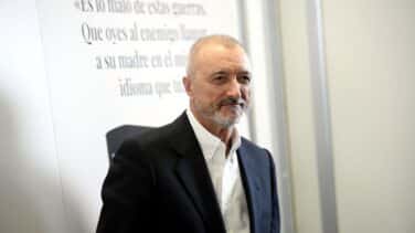 Arturo Pérez-Reverte: "Solo los idiotas creen que los de su bando son todos buenos"