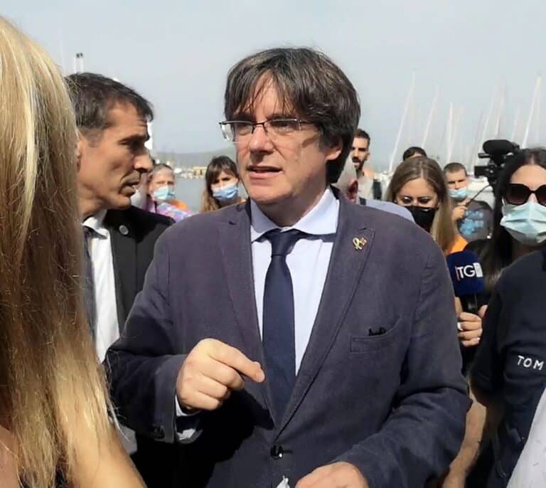 Puigdemont pide movilizarse el 19 de enero en Barcelona durante la cumbre entre Sánchez y Macron