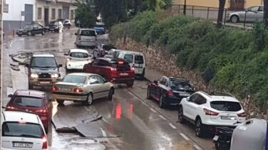 Una fuerte tormenta provoca inundaciones y daños en Lucena