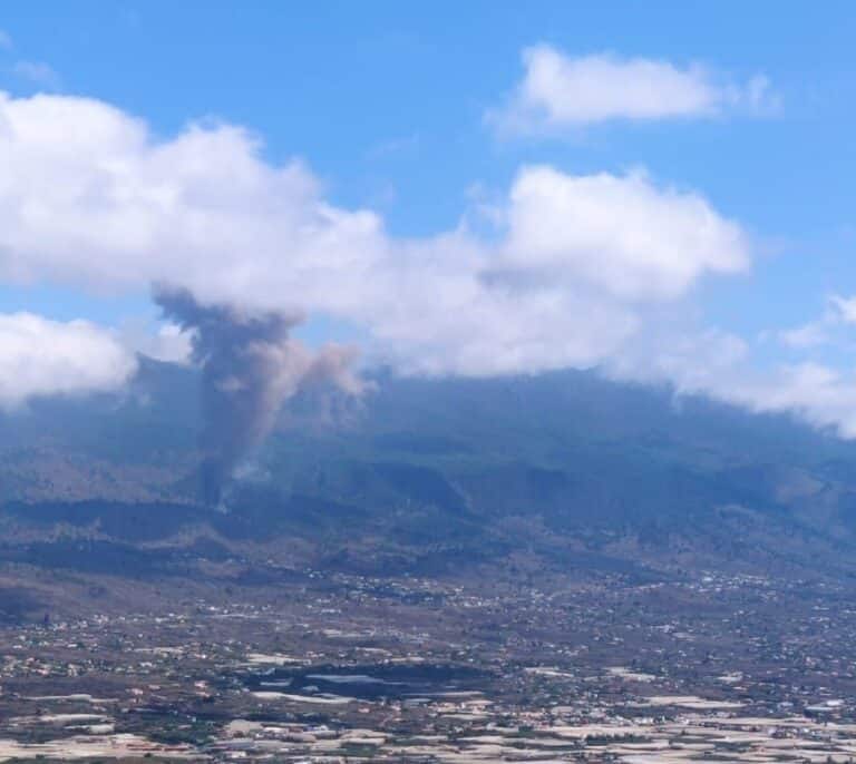 Las imágenes del histórico volcán de La Palma