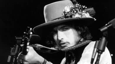 Los 60 años de Bob Dylan sobre el escenario: 'artista del trapecio' y Premio Nobel de Literatura
