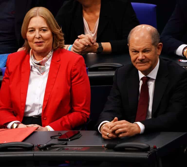 La socialdemócrata Bärbel Bas sucede a Schäuble como presidenta del Bundestag
