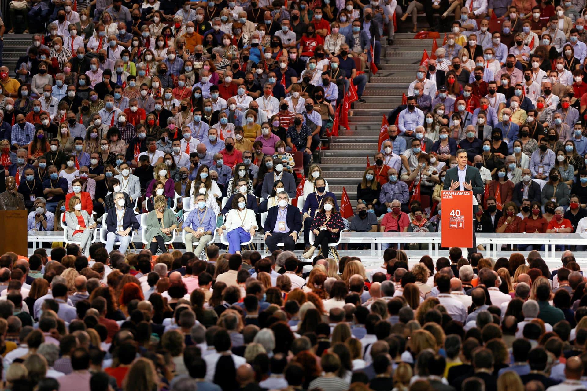 Pedro Sánchez interviene durante el Congreso Federal del PSOE.