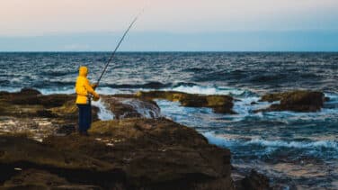 Un hombre muere tras caerse al mar junto a unas rocas en A Coruña