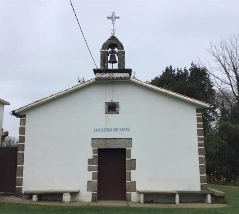 Roban la campana de la iglesia parroquial de San Pedro de Leixa, en Ferrol