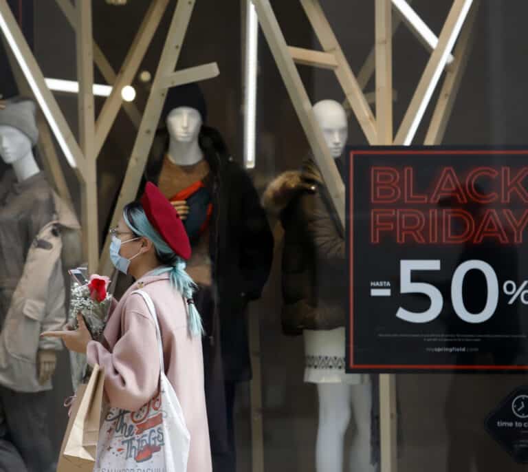 Amazon, Leroy Merlin o MediaMarkt: así adelantan sus ofertas del 'Black Friday'