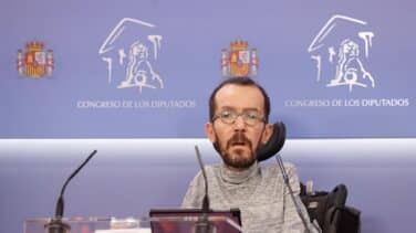 Echenique rechaza hablar de dictadura en Cuba: "No ayuda utilizar palabras gruesas"