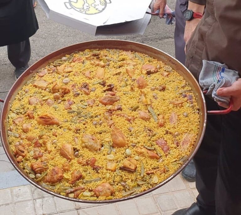 La paella valenciana ya es oficialmente Bien de Interés Cultural Inmaterial