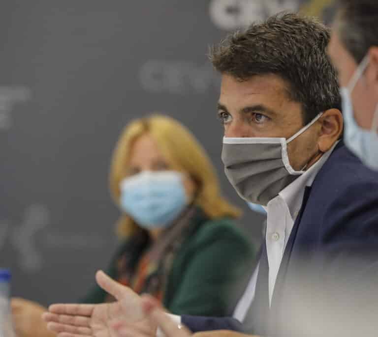 Mazón celebra la sentencia del Supremo sobre las oficinas lingüísticas y pide a Puig que tome nota