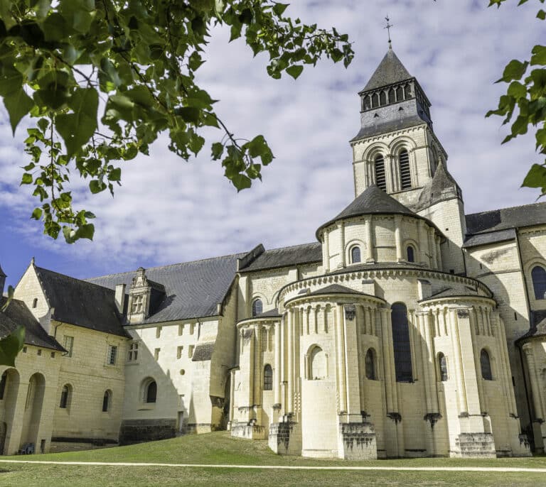 Fontevraud, destino de lujo y gourmet en la abadía donde los hombres ganaban el cielo trabajando para las mujeres