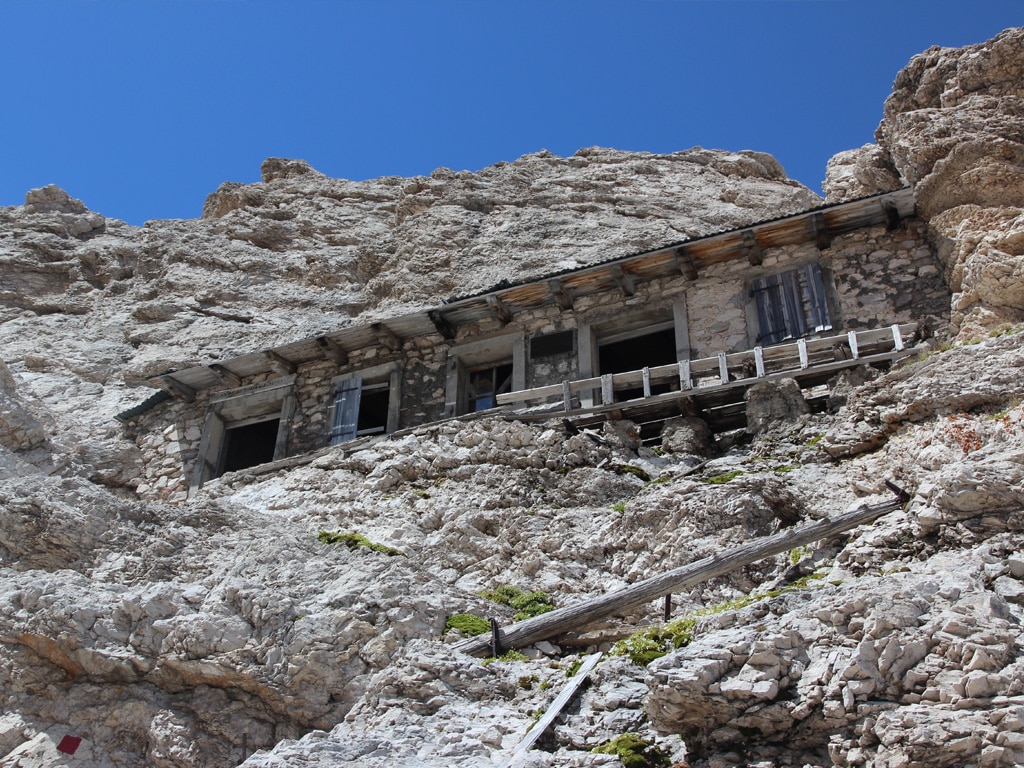 La Historia Detrás De Los Refugios A Más De 2000 Metros De Altura De Las Dolomitas Montes