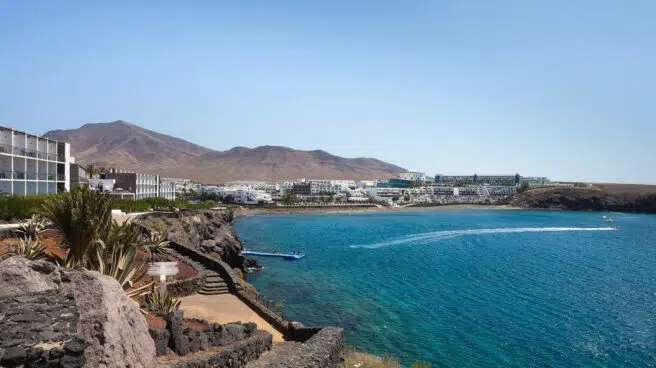Un hombre muere ahogado tras caer al mar en Lanzarote
